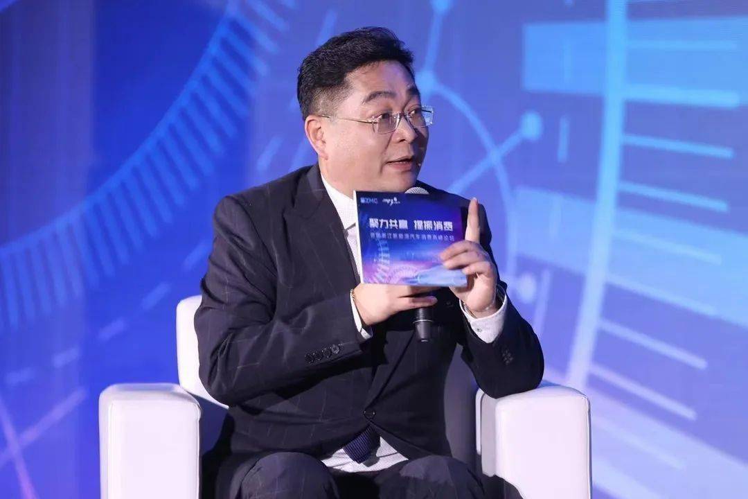 小崔,阿巍,小马在此之前,浙江广电集团交通之声通过问卷,调查了11,200
