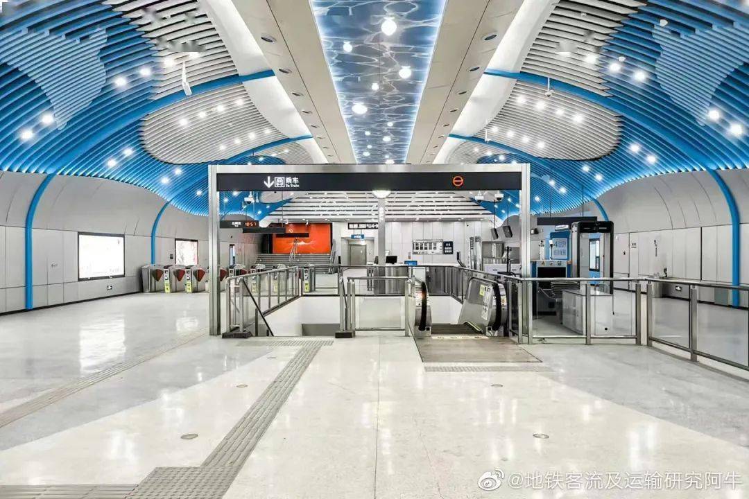 厦门地铁3号线一站点临时开通!_新体育_中心_乘客