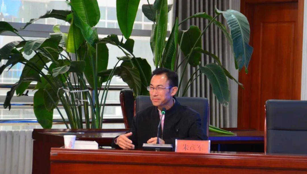 "崆"阅诗情 "峒"为化人——朱彦军走进崆峒区文化馆图书馆分享传承