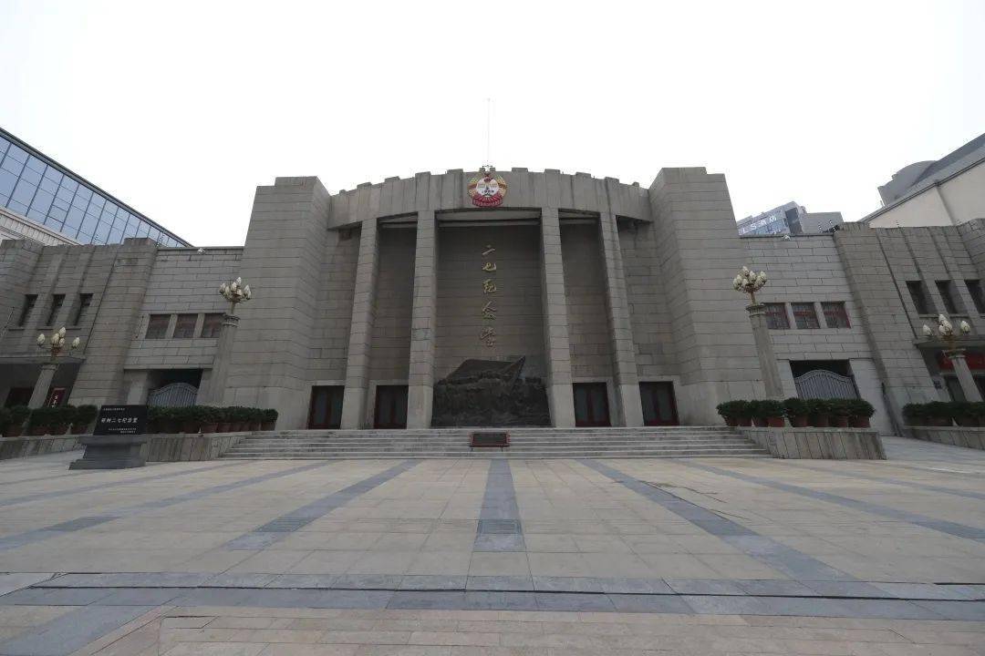 故事里的二七塔_广场_郑州_城市