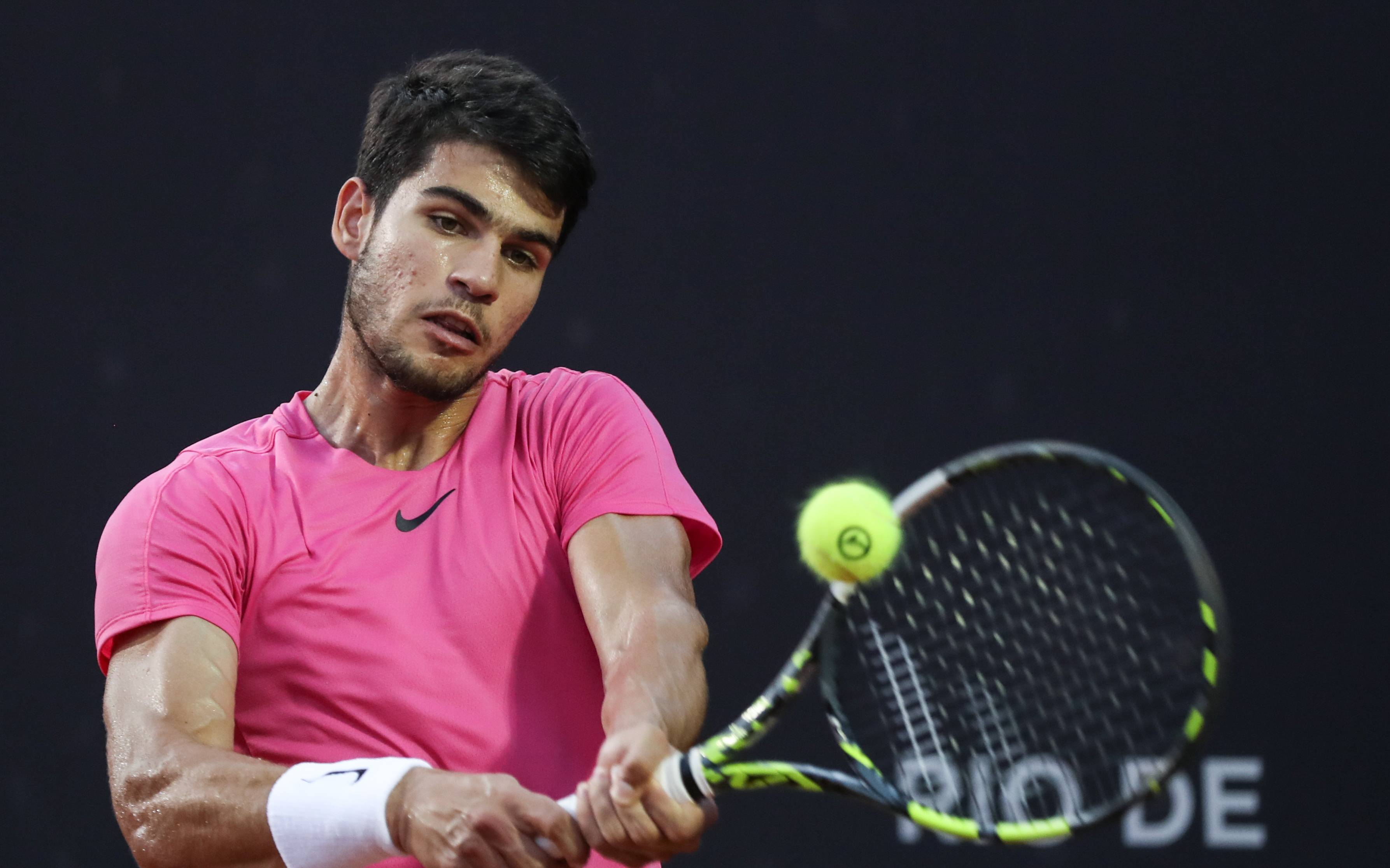 阿尔卡拉斯重返世界第一，纳达尔912周后首次跌出世界前十_搜狐网