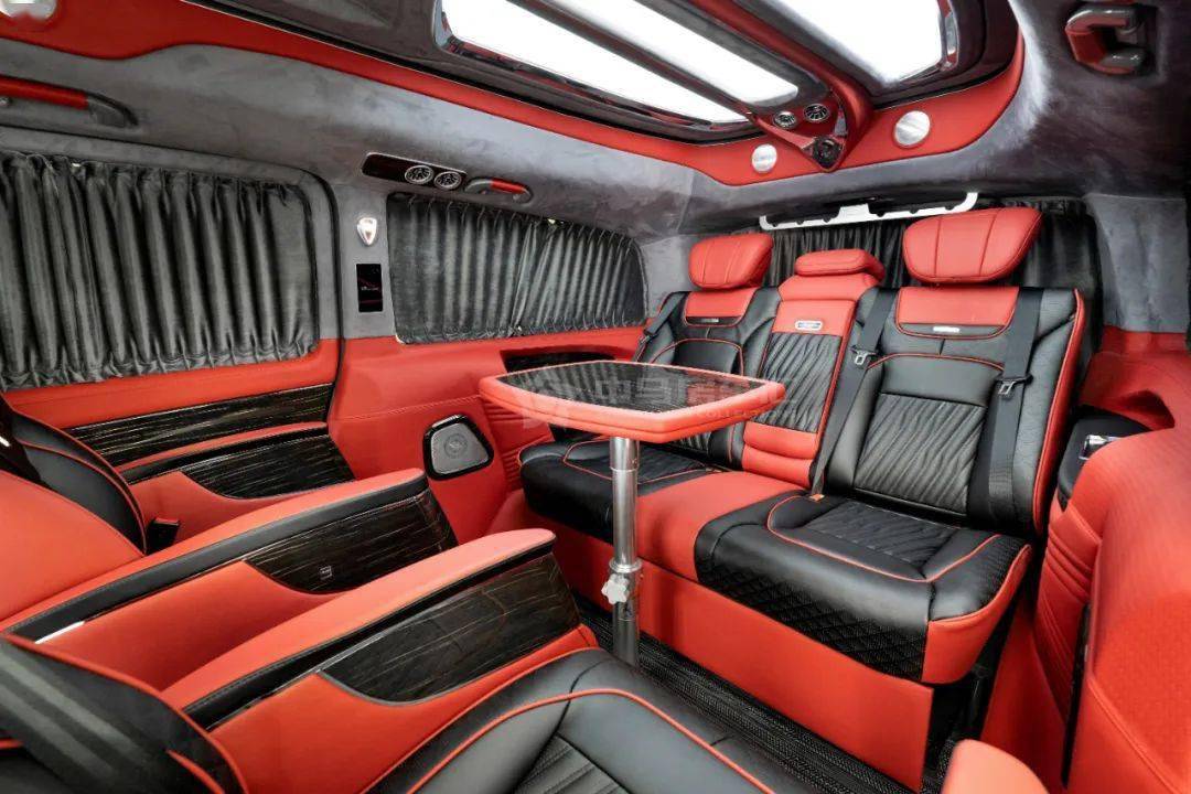 中马房车汇店庆九周年 | 让定制商务车市场变成卷中卷王!