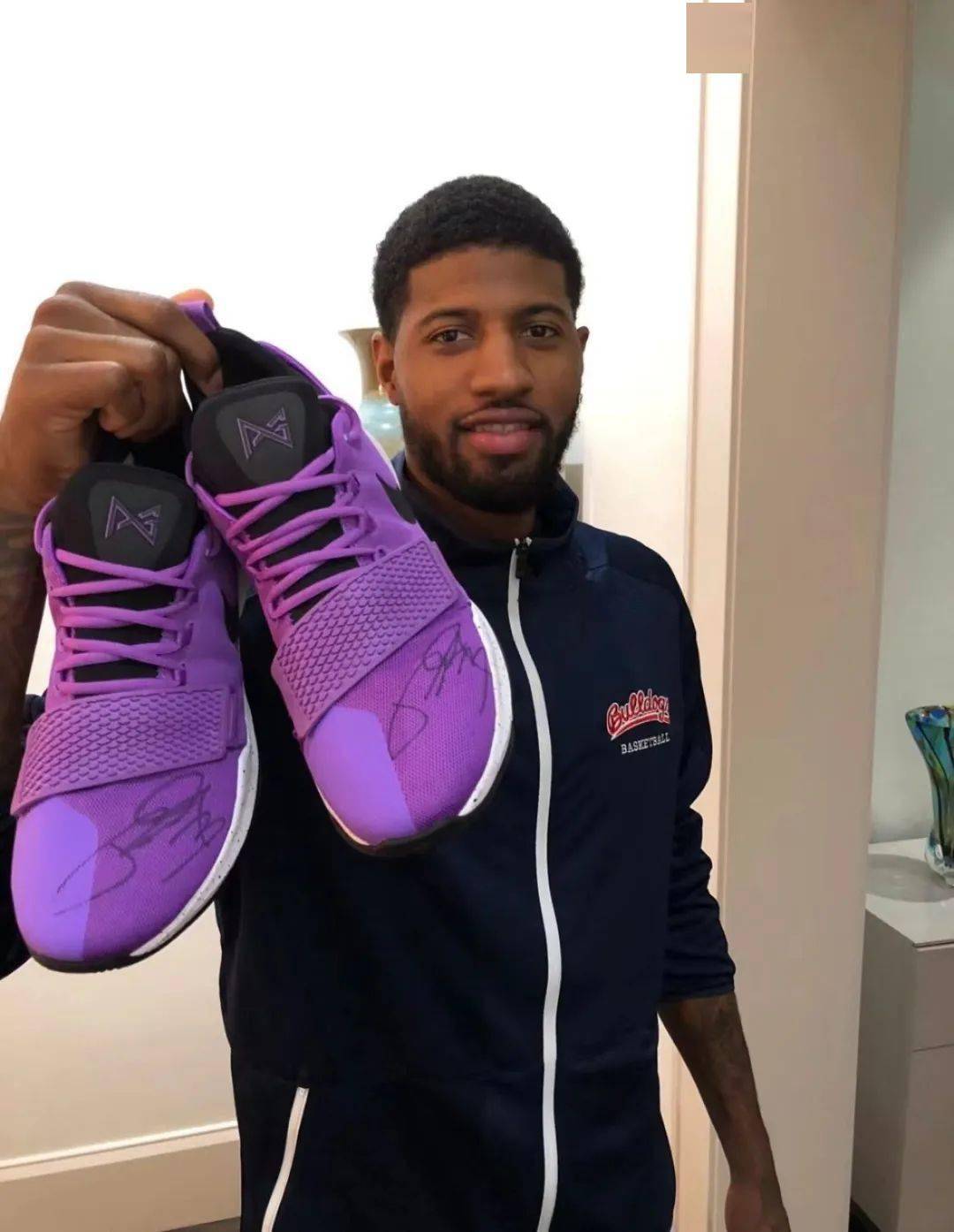 格里芬战靴又回来了!曾经的一代神鞋也不远了._nike_fly_super