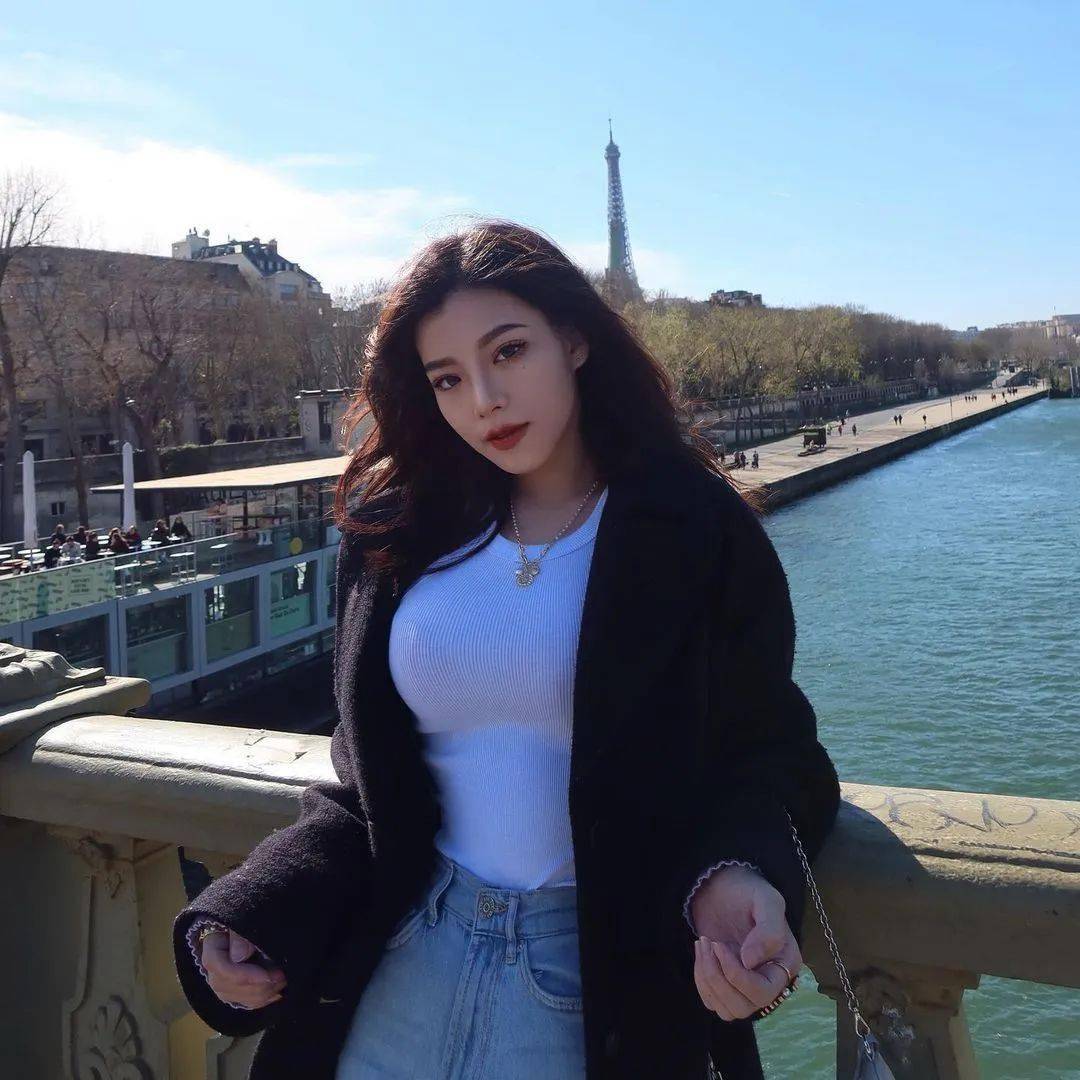 上头上头!台妹joyce,微核身材,极致腰臀比_侵权_版权_靓照