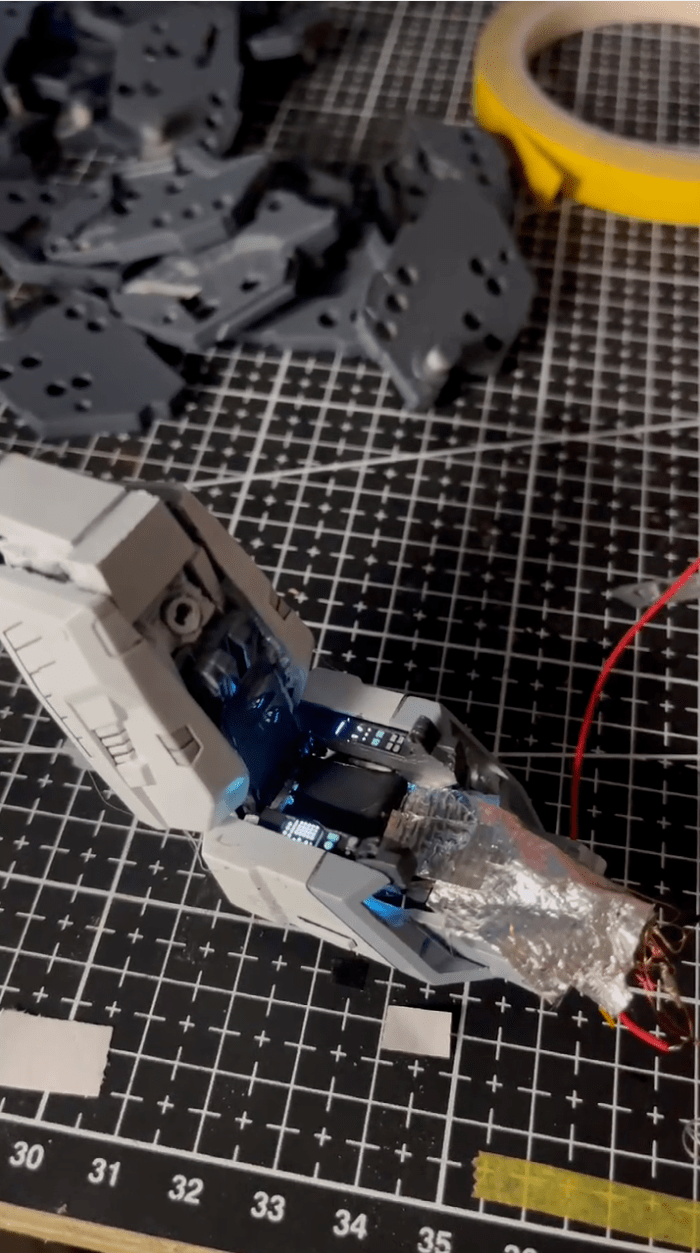 拥有可视化驾驶舱的1/35 exs高达_改造_模型_公众