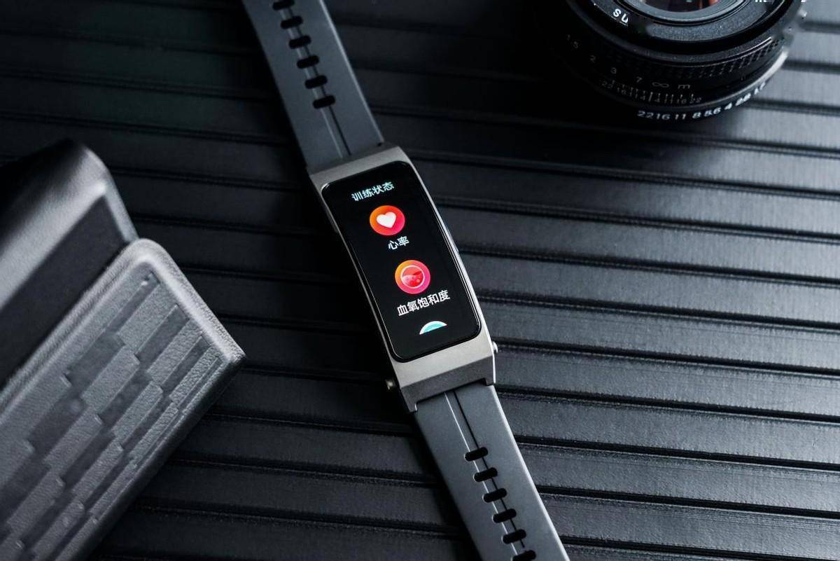 手环 耳机二合一强大体验,华为通话手环b7正式开售_功能_智能_屏幕