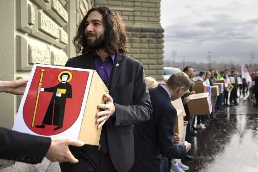 瑞士再次发起《新冠法》全民公投_议会_rimoldi_签名