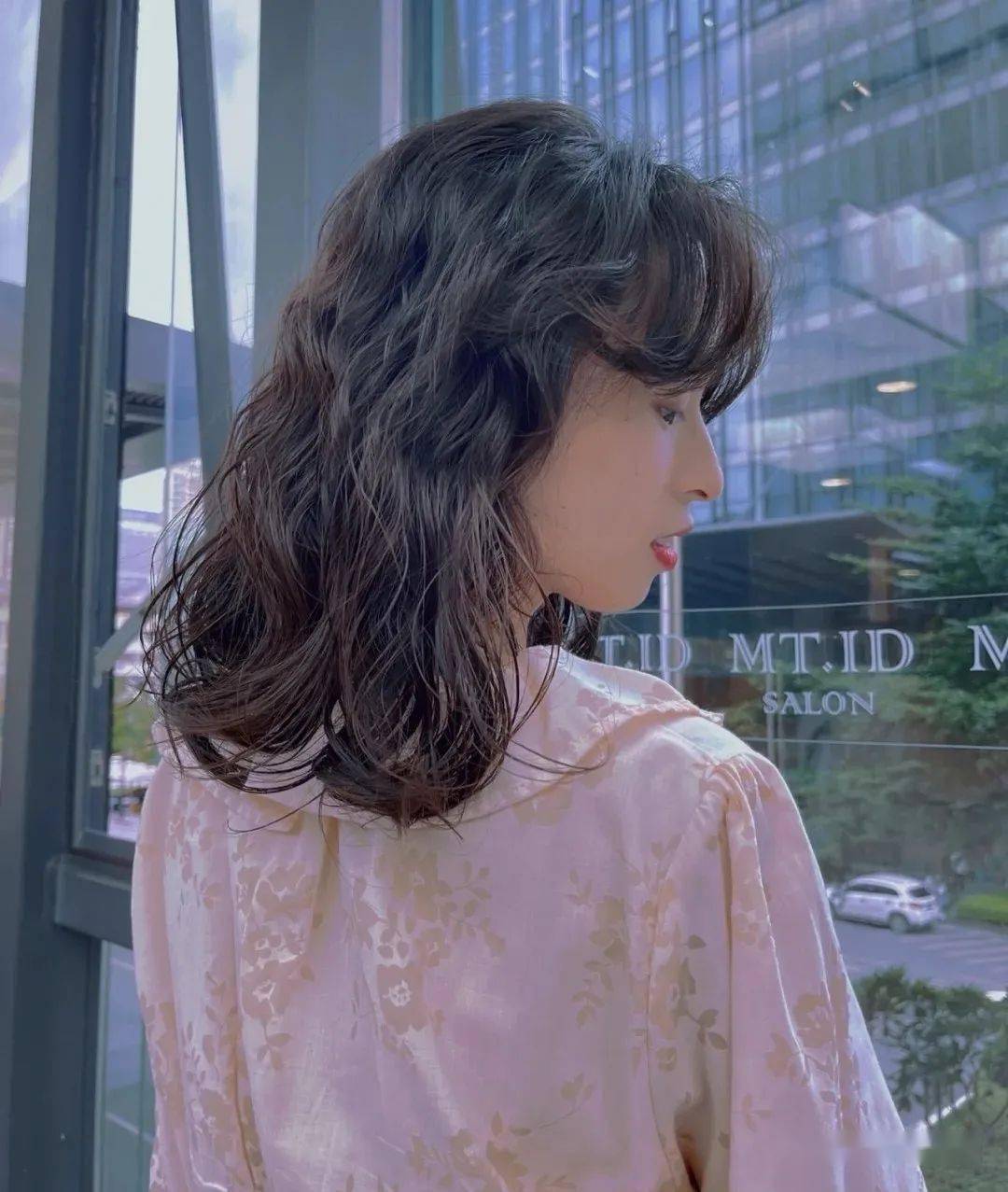 2023超火爆款烫发"锁骨烫"_发型_中国_形象