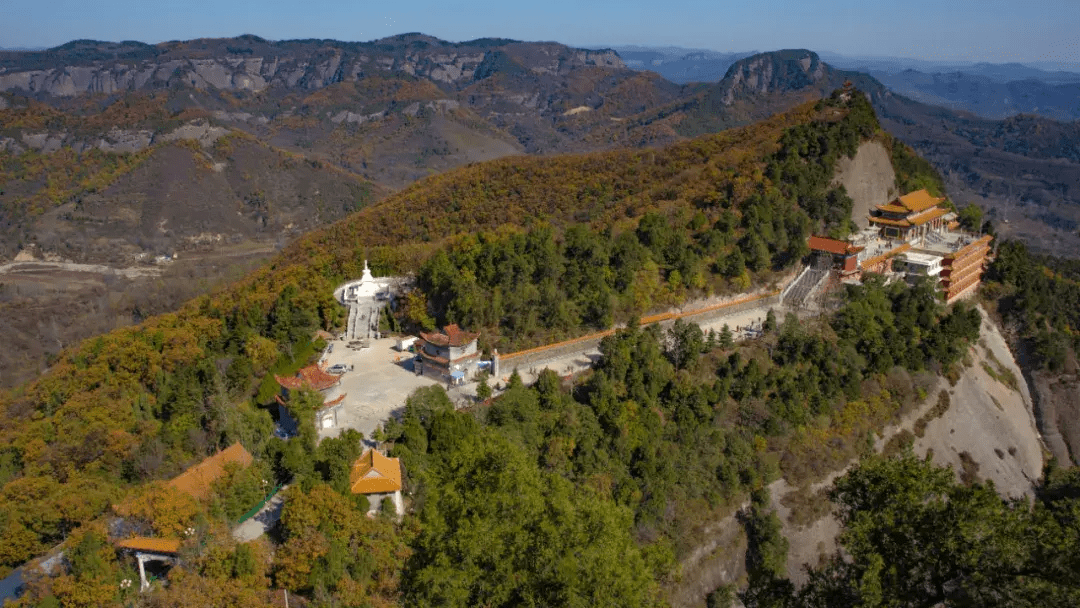 榆林:榆林古城,紅鹼淖風景區,白雲山,靖邊波浪谷延安:黃帝陵,寶塔山