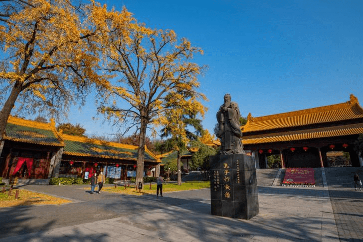 摄刘辉 摄刘民 摄沈伯宁 摄郑富芹 摄谷昌旺 摄刘民 摄毛天华 摄潘俊