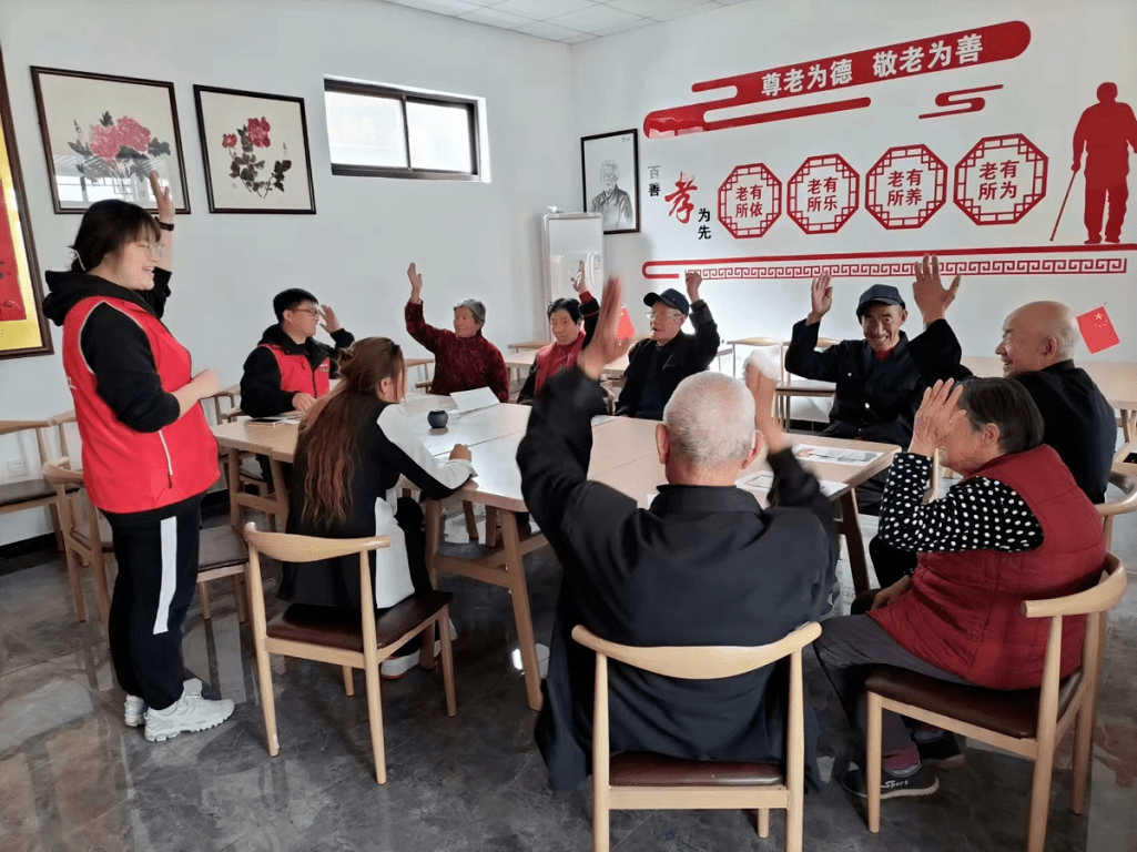 【文明实践】动手有‘艺’ 耆乐融融——仲宫街道开展老年人手工兴趣小组活动_关爱_服务_游戏