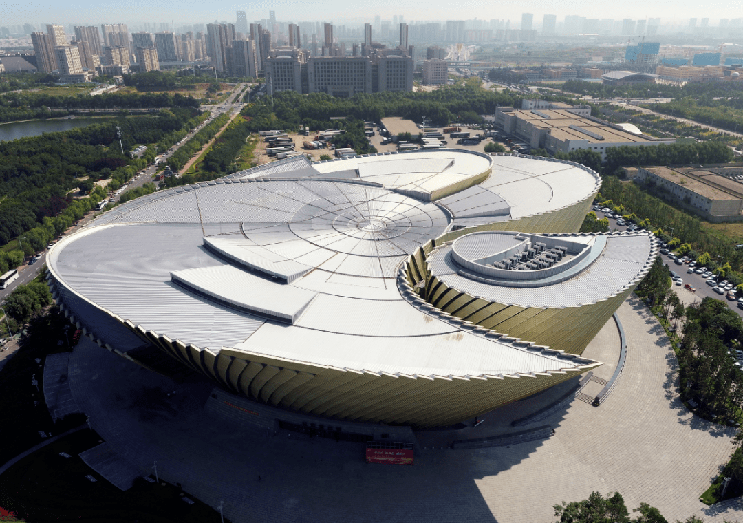 长春市城乡规划展览馆,有设计有细节的大型展览馆_城市_互动_建筑