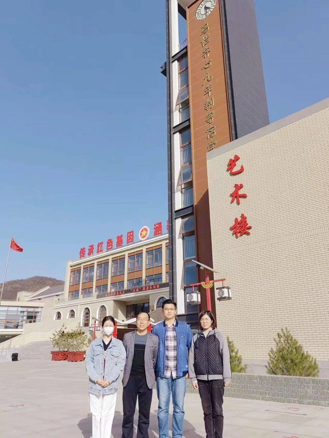 据了解,潘桦飞,为我院康复科治疗组长,2022年7月来到旬邑县医院康复