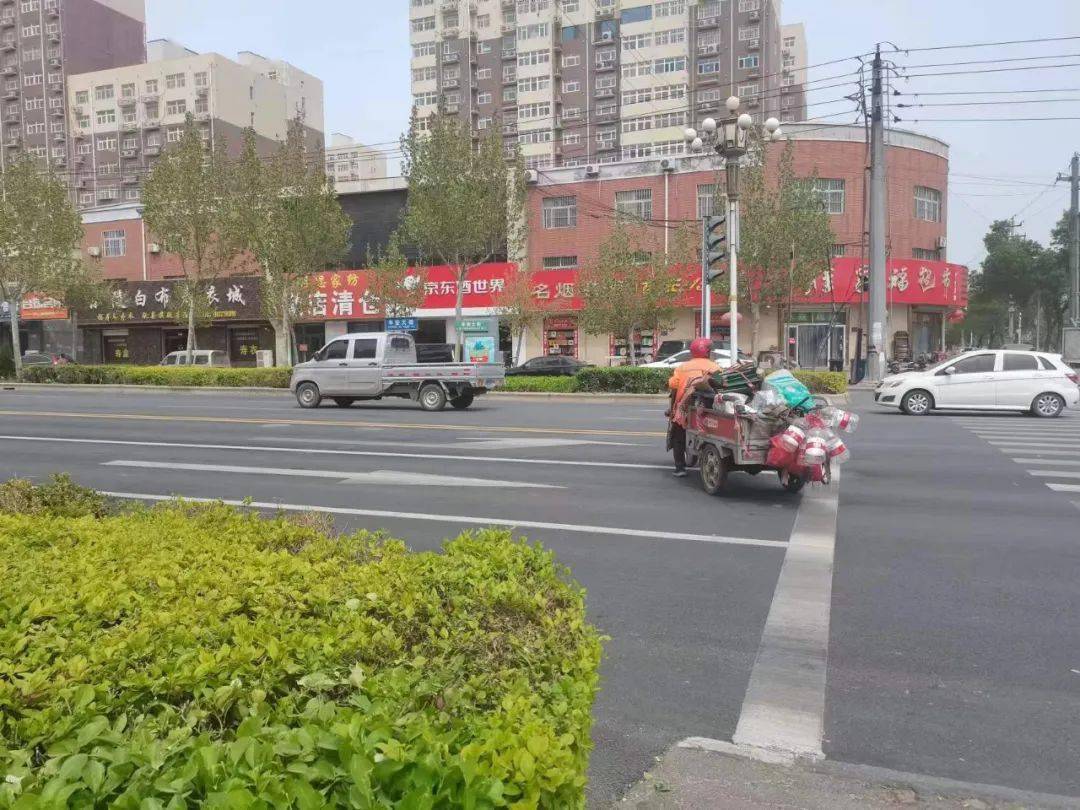 献县城区非机动车不文明交通行为曝光(4月13日)
