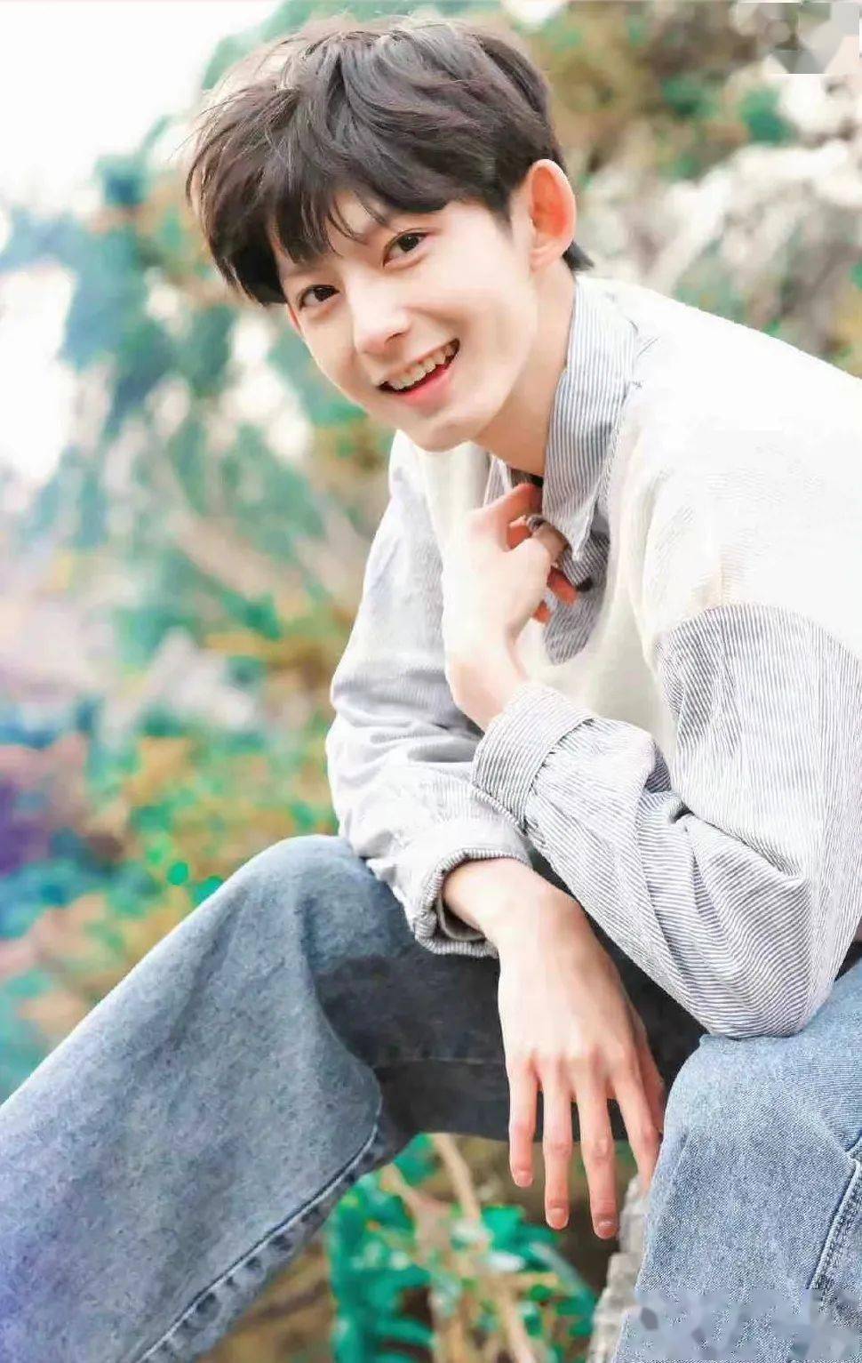 吴夏帆_少年之_dy