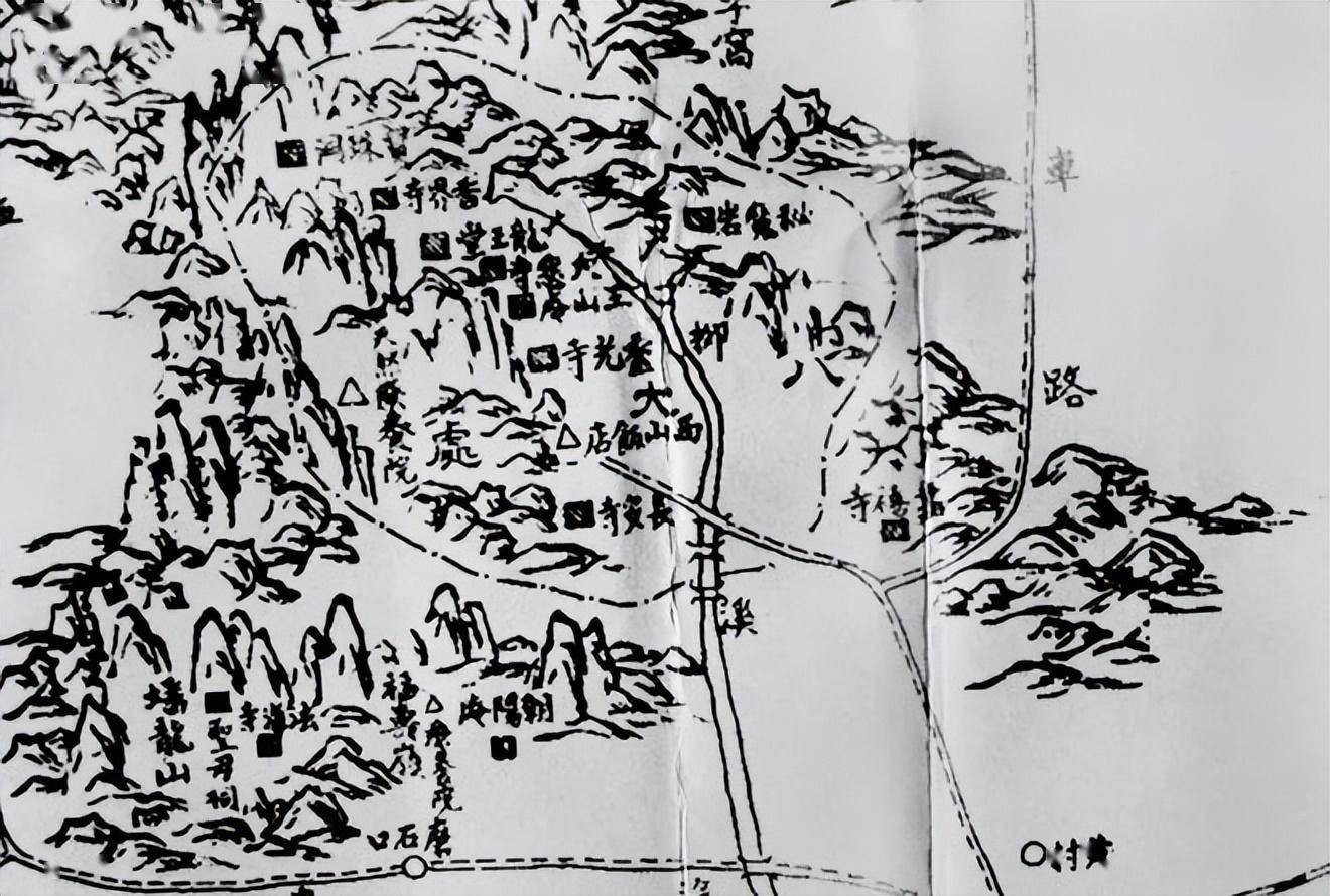 这部书分为四章,第一章即八大处,其他三章分别为香山,万寿山和玉泉山