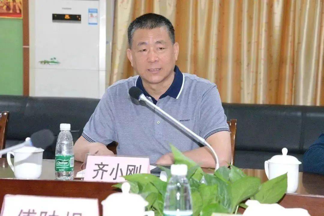河北省定兴县教育局领导和同仁莅临南海中学交流_课程_活动_教体局