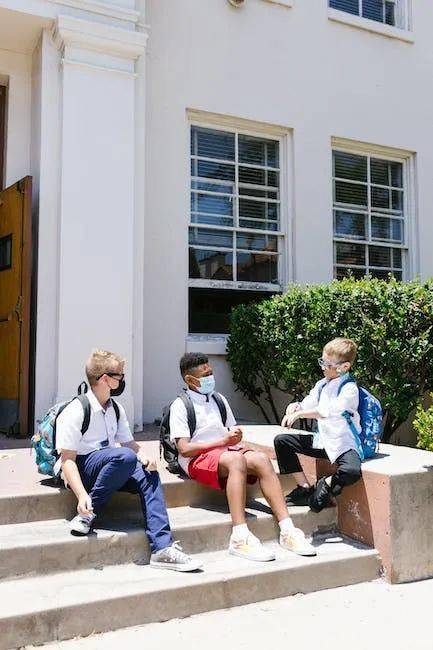 board多義詞解釋_onboard是什么意思_boarding school寄宿學校