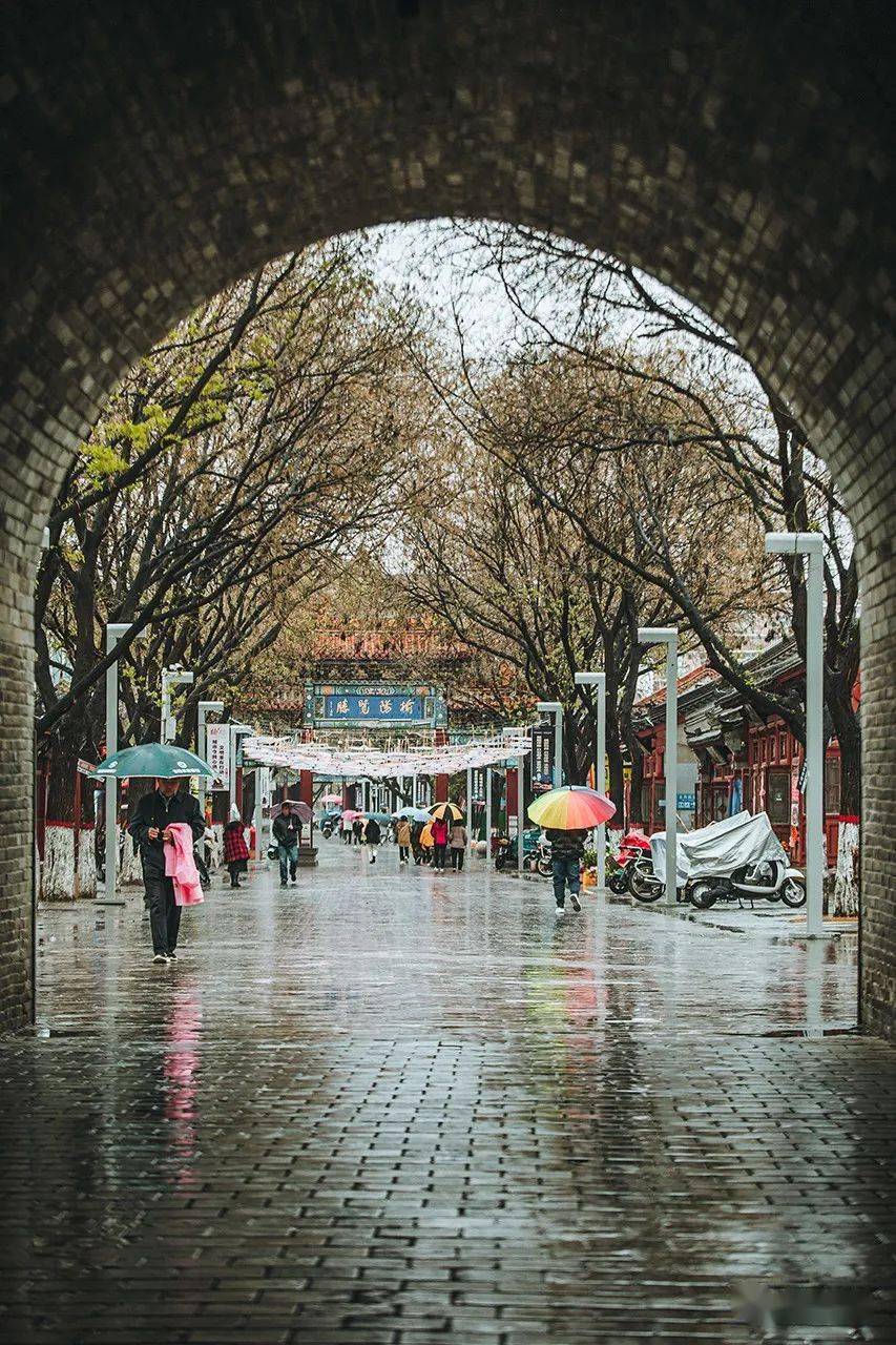 榆见时光煮春雨,岁月缝茶书,四月念一场驼城相逢~_算盘_川上_老街