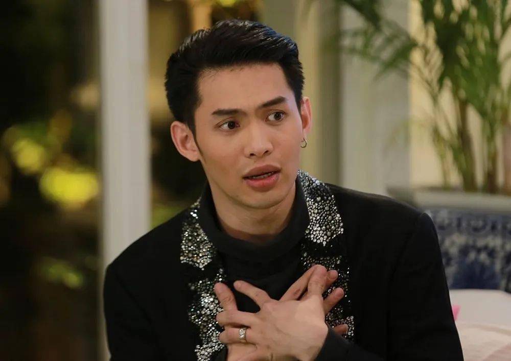 tina也前往中国参加了《天天向上》《快乐大本营》等节目,直到今日