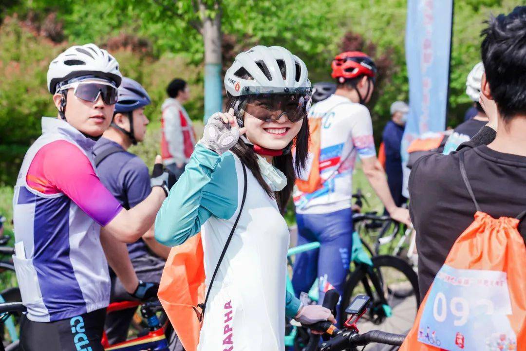 骑跑定向赛在崇明活力开赛_庙镇_生态_比赛