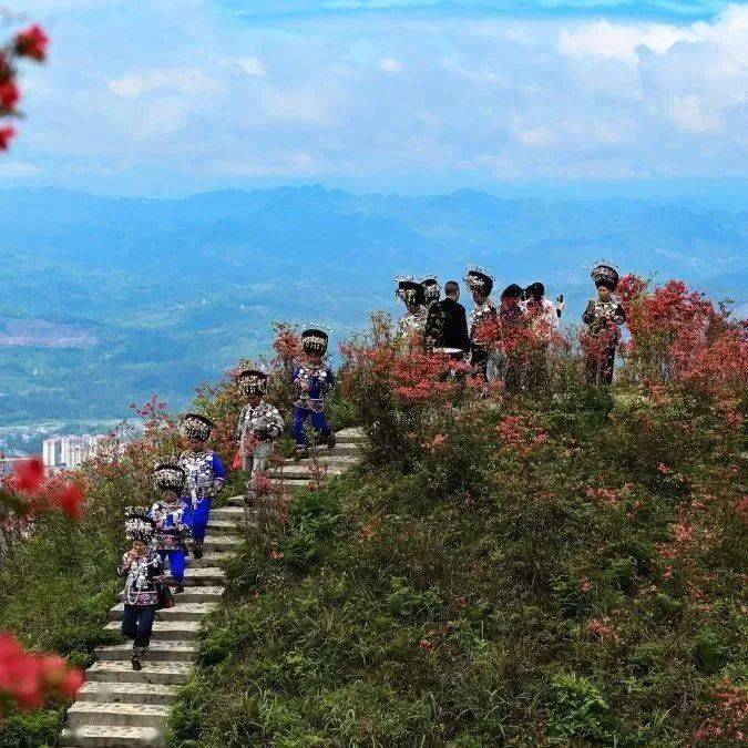 松桃飞灵山图片图片