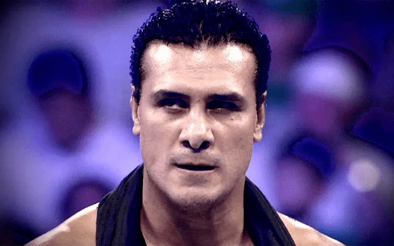 内奥米被证实加盟impact,奥斯汀称巨石强森是断头台的最佳受招者!