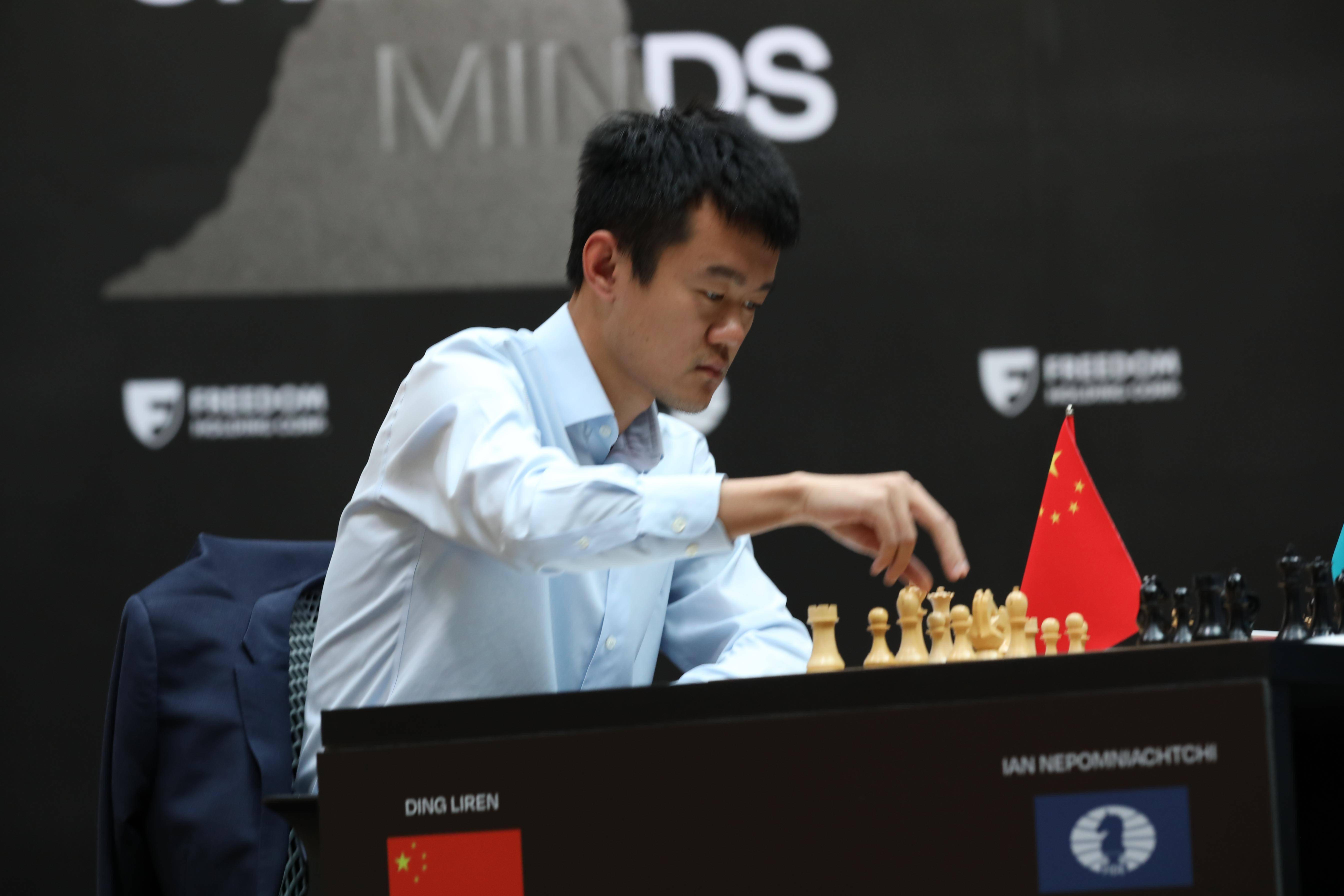也是第一位来自中国的国象"世界棋王"成为国际象棋历史上第17位男子