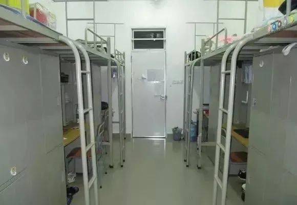 大学介绍丨【广东工贸职业技术学院】录取分数/学校环境,宿舍图片!