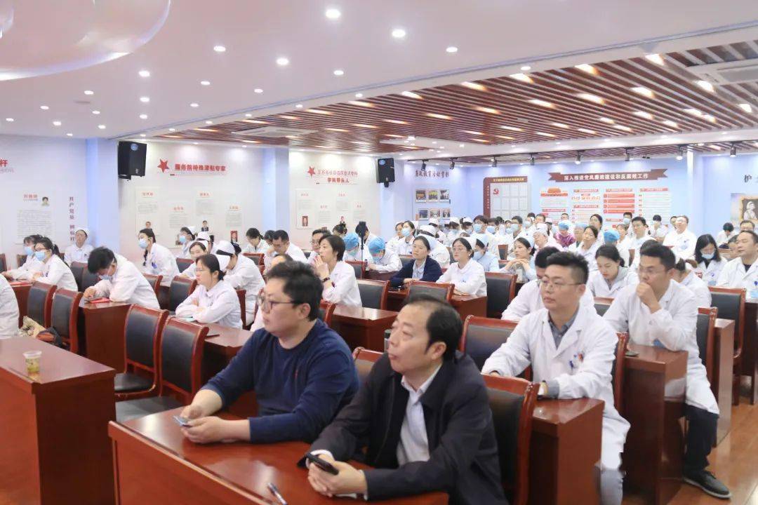 团市委副书记邱锐,我院党委副书记,副院长刘阳晨出席.