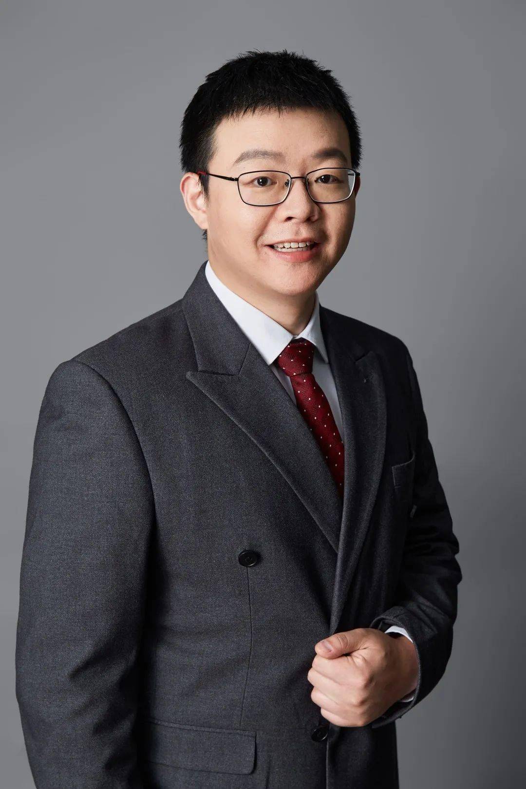 【厚德守责 精医为民】无私奉献践初心,倾心帮扶担使命—帮扶专家石岩