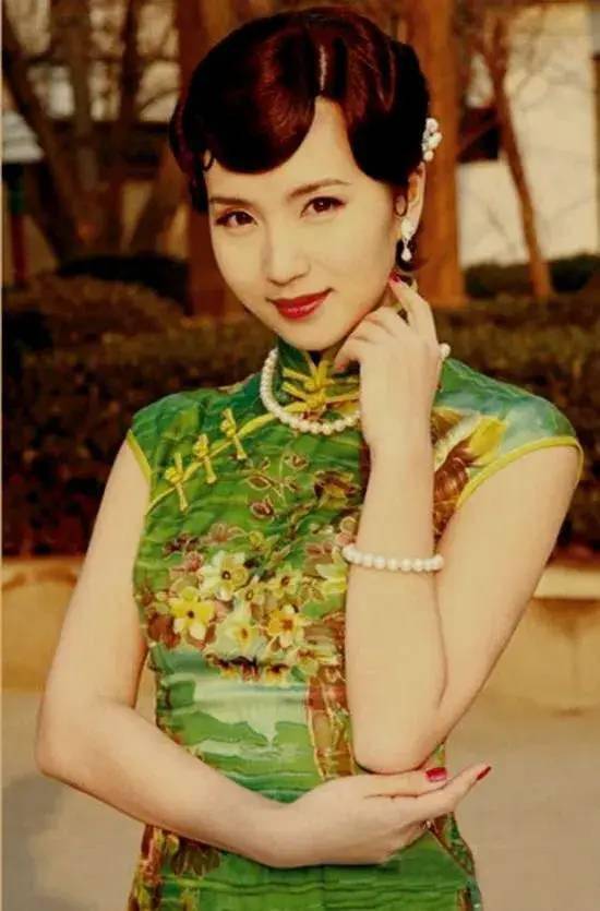 100张绝美女明星旗袍照(珍藏版)_刘亦菲_张宇_朱迅