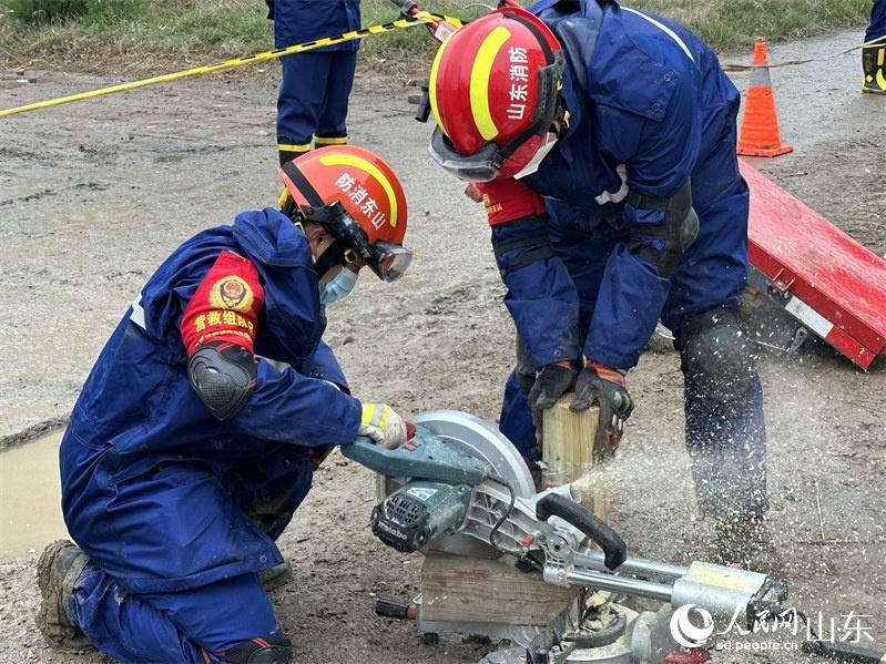 “任务召唤·齐鲁砺剑-2023”地震救援跨区域实战练习训练圆满完毕