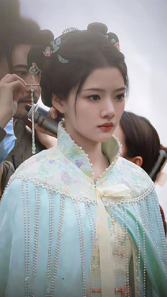 该剧改编自闻檀的小说《首辅养成手册》.