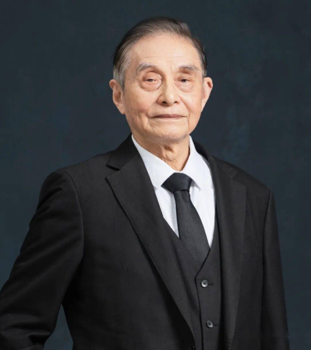 陈超然教授:"筋膜学说"提出者;"超然拨针"发明人,"超然拨针疗法"发明