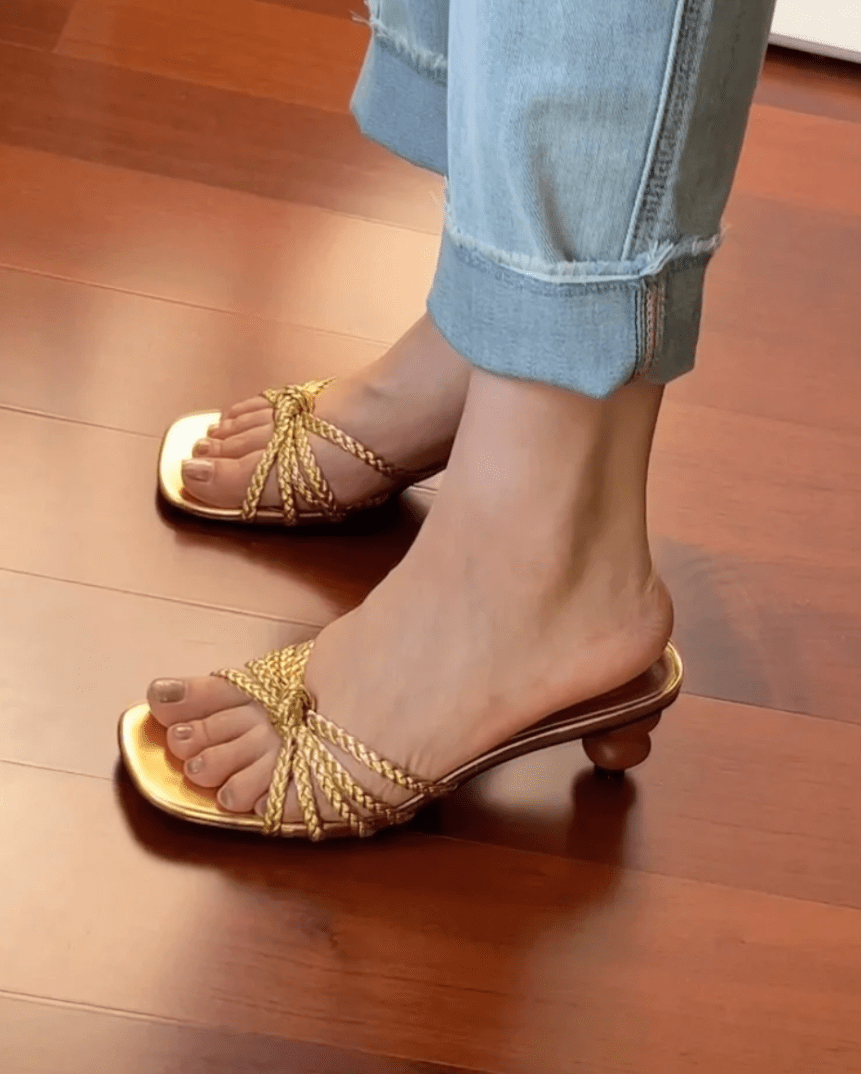 47岁的舒淇,突破生图美的极限了…… | 宫主茶