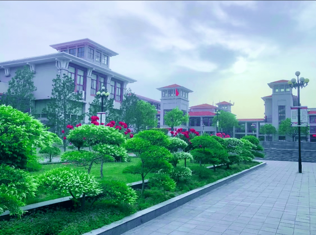 郑州七中植物园图片