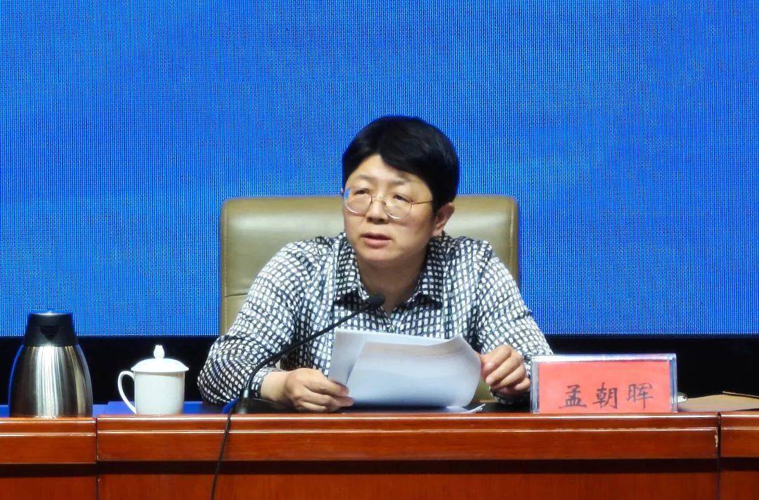 仁和中学德育副校长肖红,杨镇一中德育副校长王金龙先后分享了三所