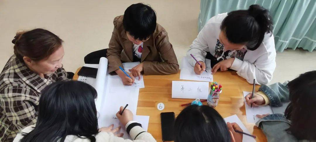 【学前教育宣传月特辑】 彭图定制61家庭教育 走进