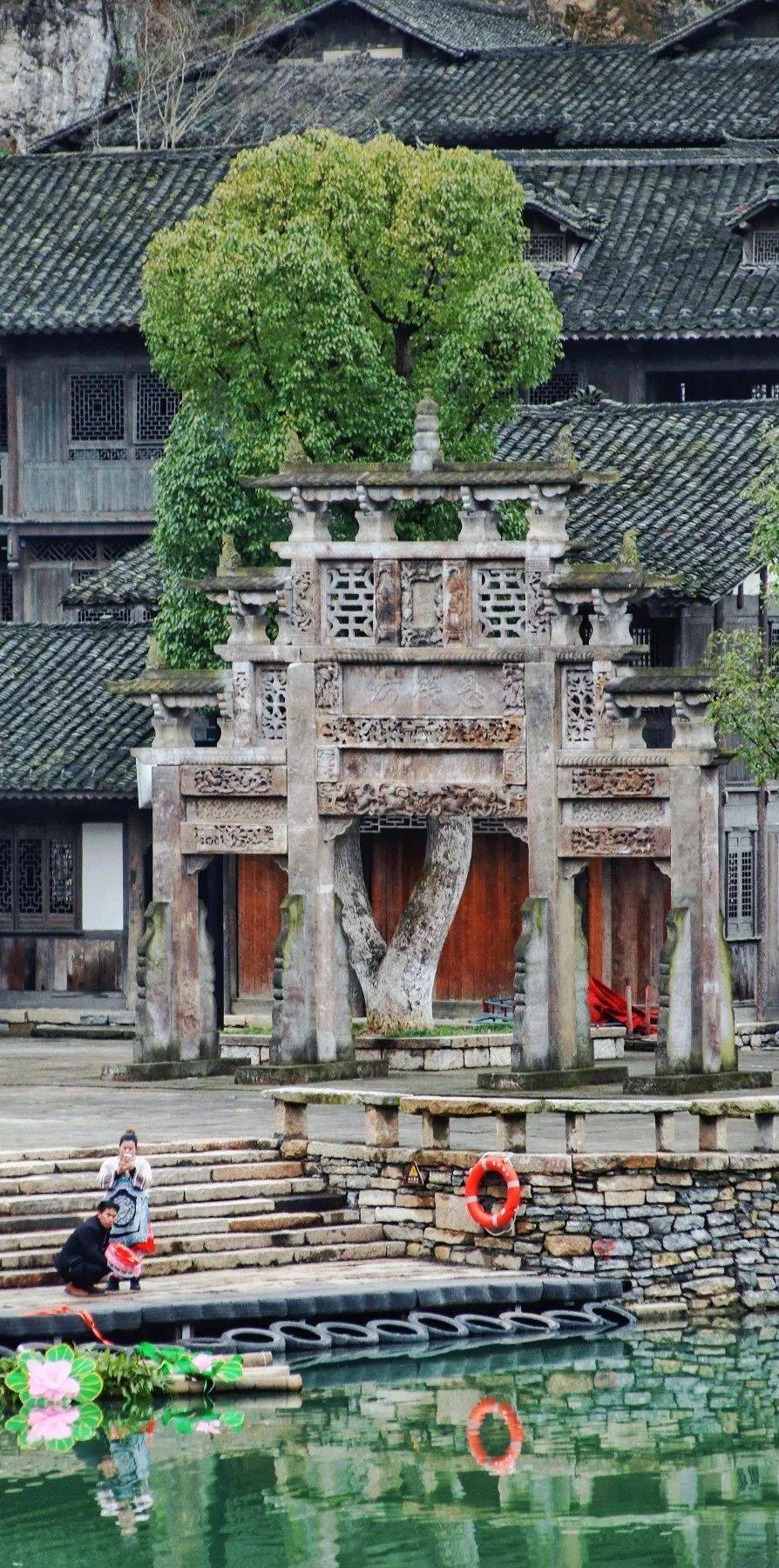 摄/王晓99民宿地址:遵义市播州区尚嵇镇乌江寨国际旅游度假区夜郎街