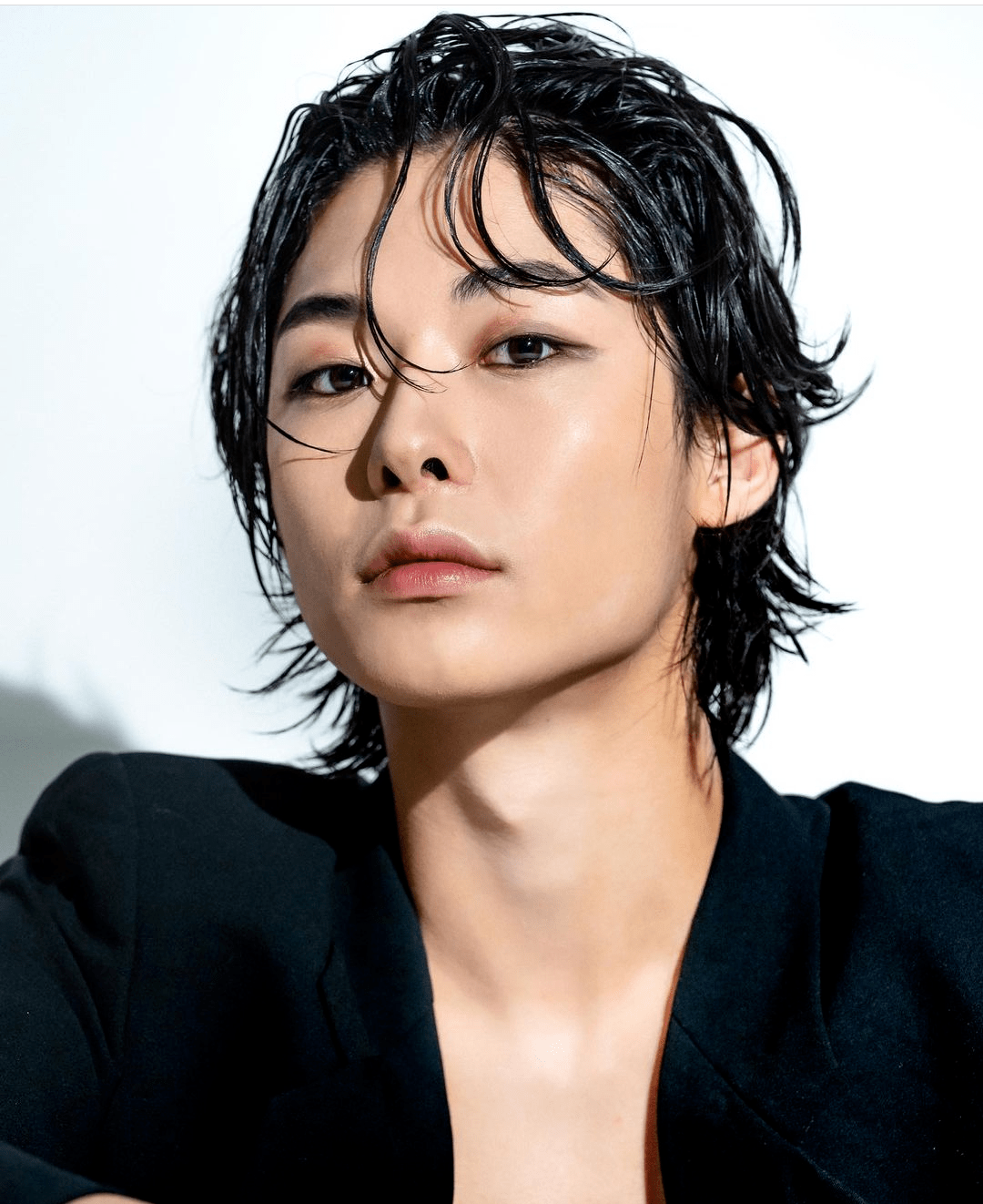 长发男不娘_中国_发型_人类