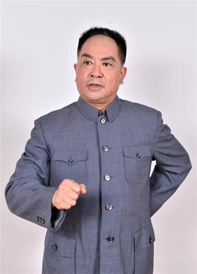 沪剧《陈毅在上海》今晚点亮"南方会演"_武汉_孙徐春_媒体