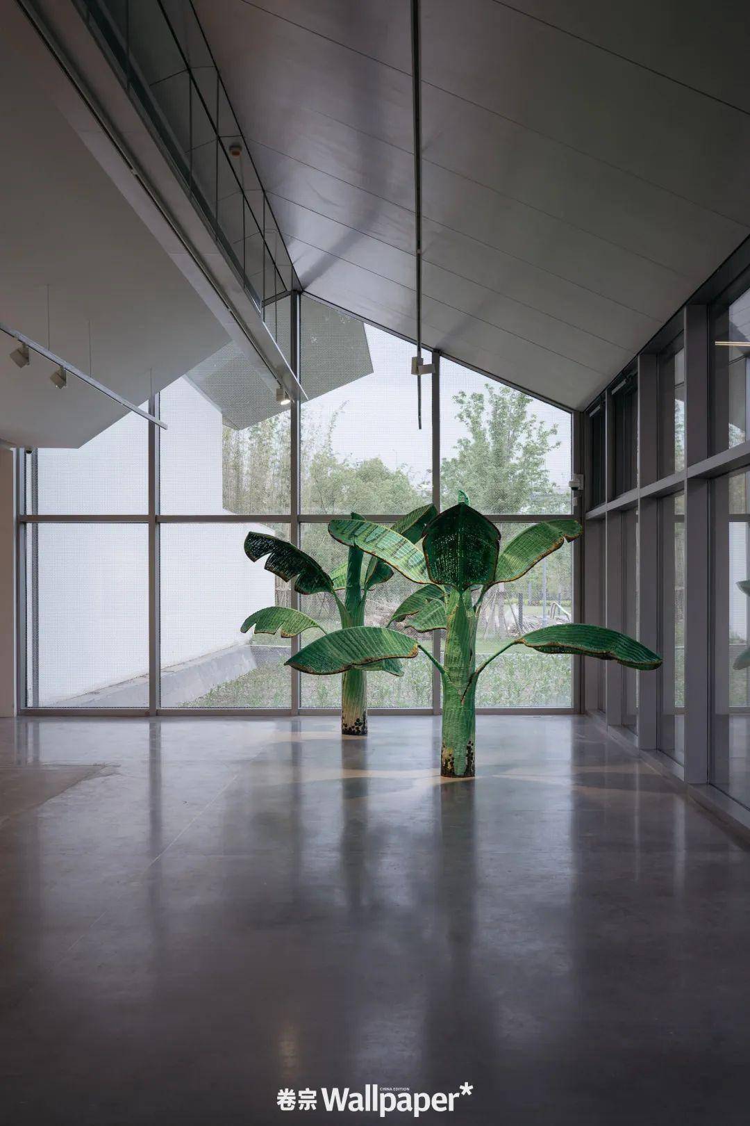 余德耀美术馆新馆落成:临水而栖的回庭游廊_建筑事务所_空间_场地