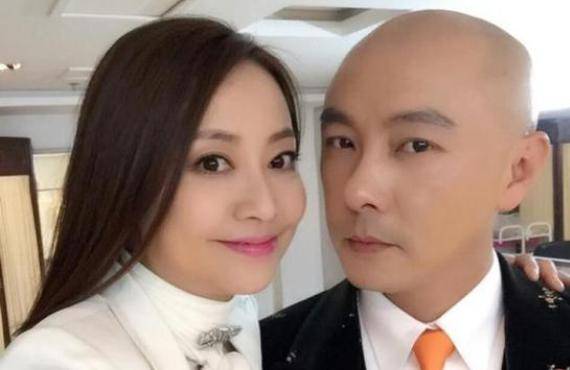 张卫健夫妻分居多年感情淡?