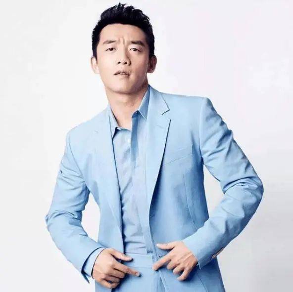 苗苗称和郑恺租房住,郑恺身家7亿14个公司,网友:随时防着离?