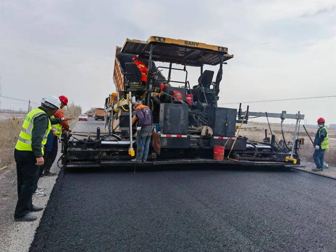 9条道路换新颜 百姓出行更方便_新湖农场_路面_沥青