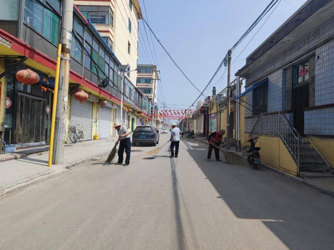 文水凤城镇:人人参与卫生整治 乡村面貌焕发新颜_进行_环境_群众