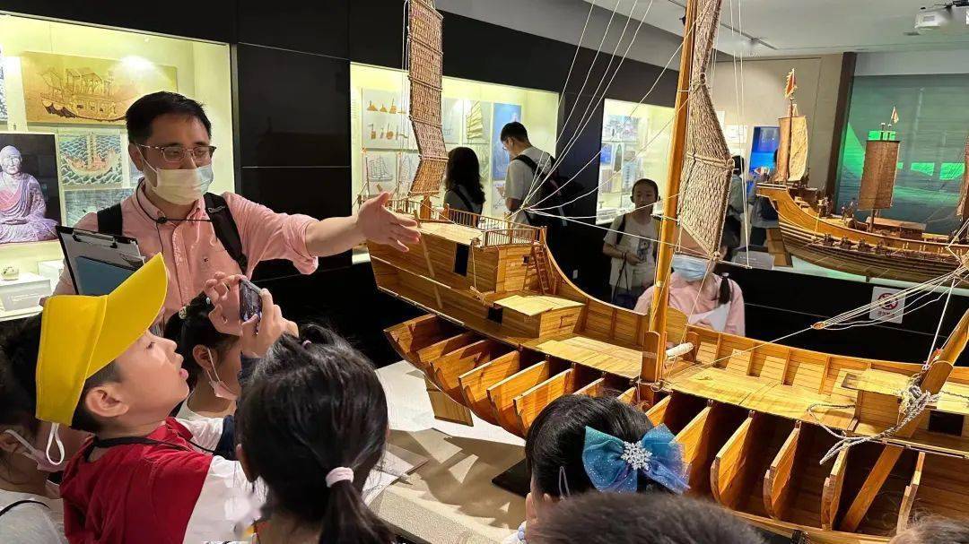 参观董浩云航运博物馆,了解航海文化