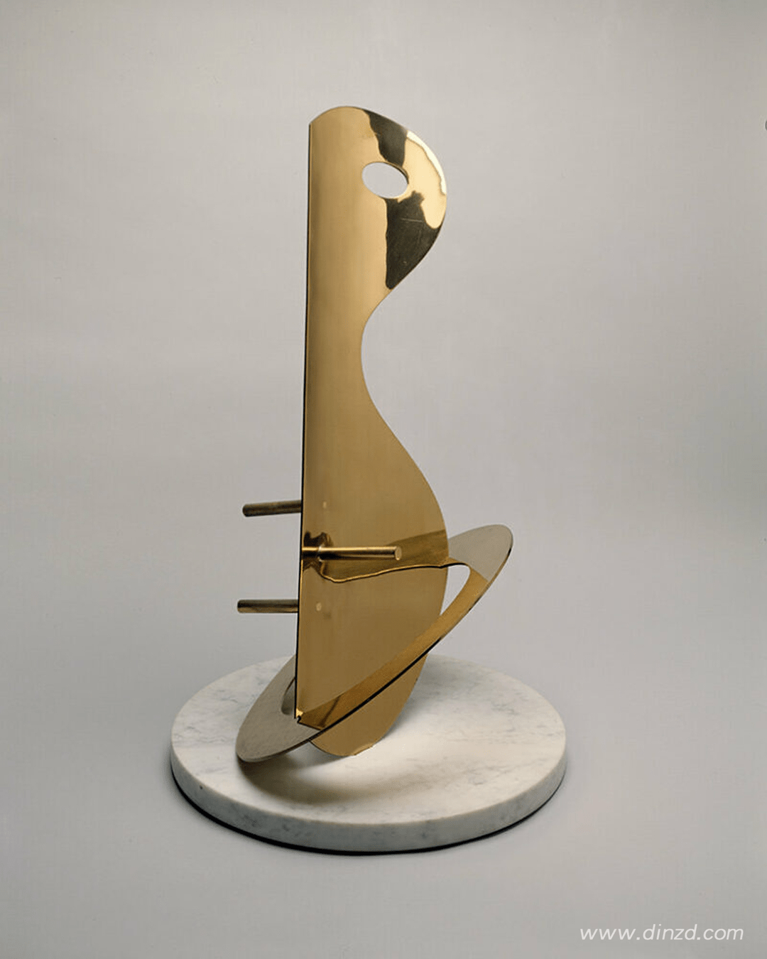 dinz德网 | 野口勇 · 雕塑世界