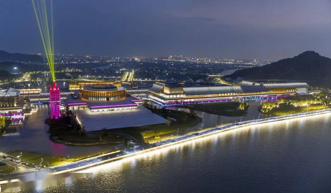 在开放中与世界共情——中东欧博览会启示录(上)_中国_宁波_合作